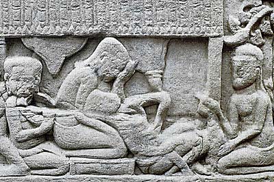 Sick Person in Angkor by Asienreisender